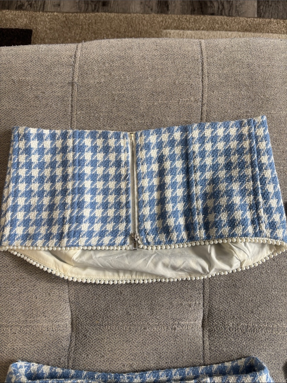 Altar'd State Blue and White Houndstooth High-Waist Shorts Set - Picture 7 of 8